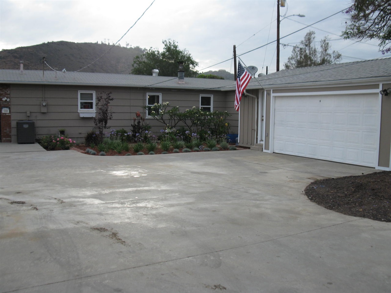 12220 Royal Road El Cajon, CA 92021 - Photo 4 of 21 Gallery Image 4