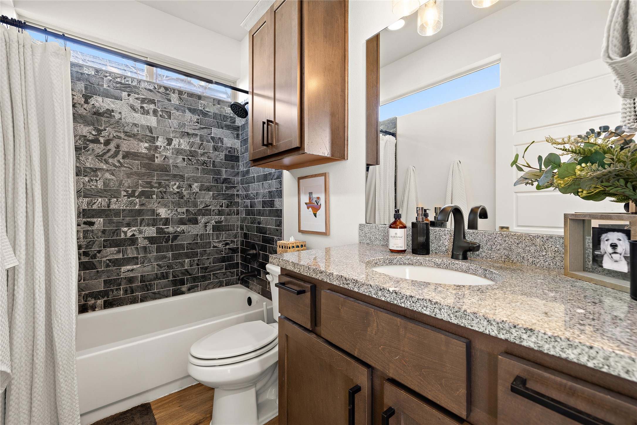 1402 Singleton Avenue, Unit B Austin, TX 78702 - Photo 11 of 25 Downstairs full bath