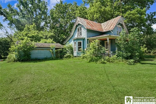 $32,400 | 6843 County Road 20, Friendship, NY 14739