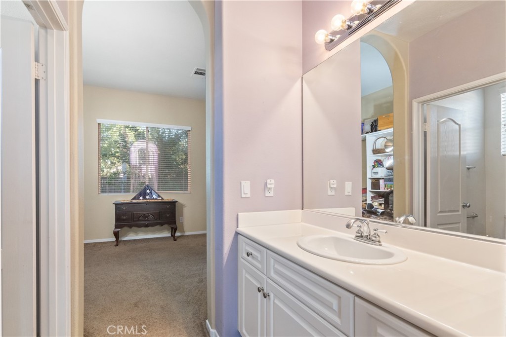 32736 Cottonwood Road Winchester, CA 92596 - Photo 15 of 69