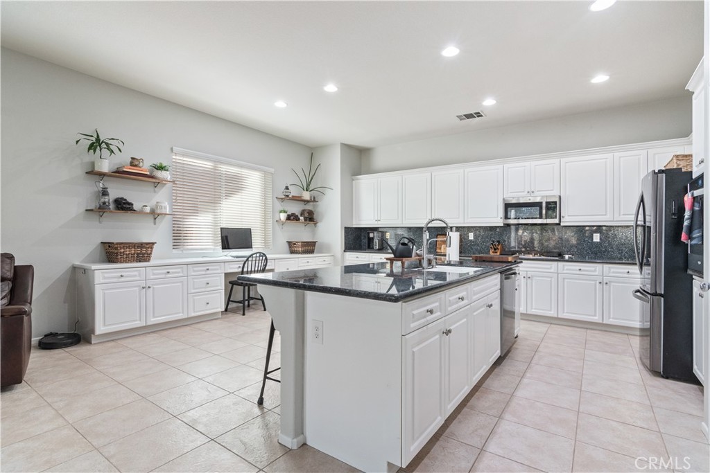 32736 Cottonwood Road Winchester, CA 92596 - Photo 27 of 69