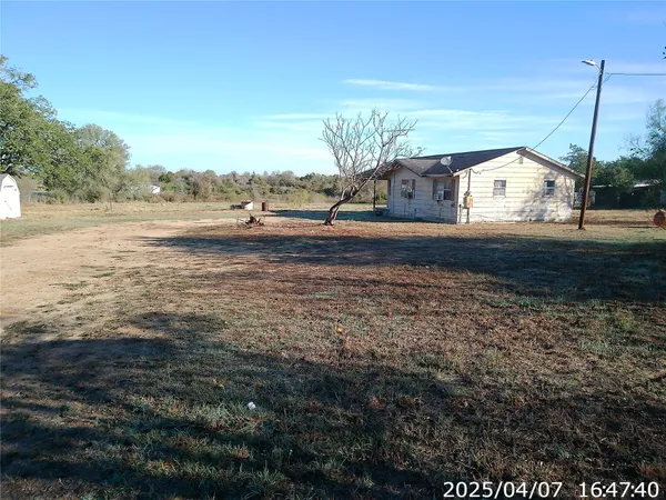 $155,000 | 307 East 307e State 543 Street East, West Point, TX 78963