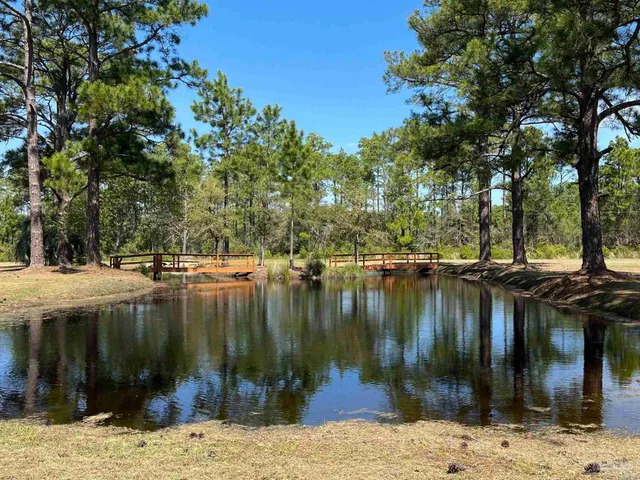 a view of a tennis court