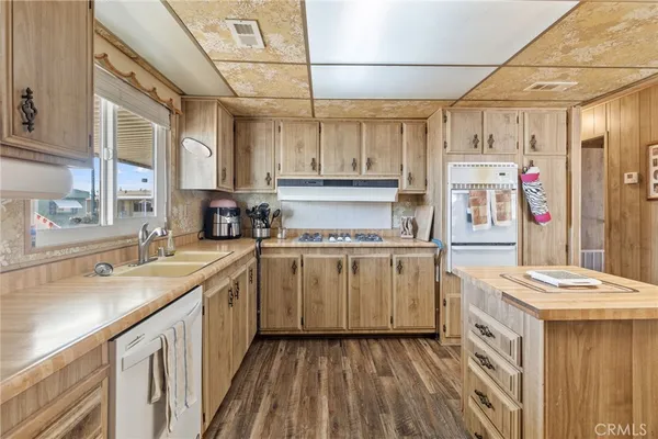 $44,900 | 2240 Golden Oak Lane, Unit 94, Merced, CA 95341