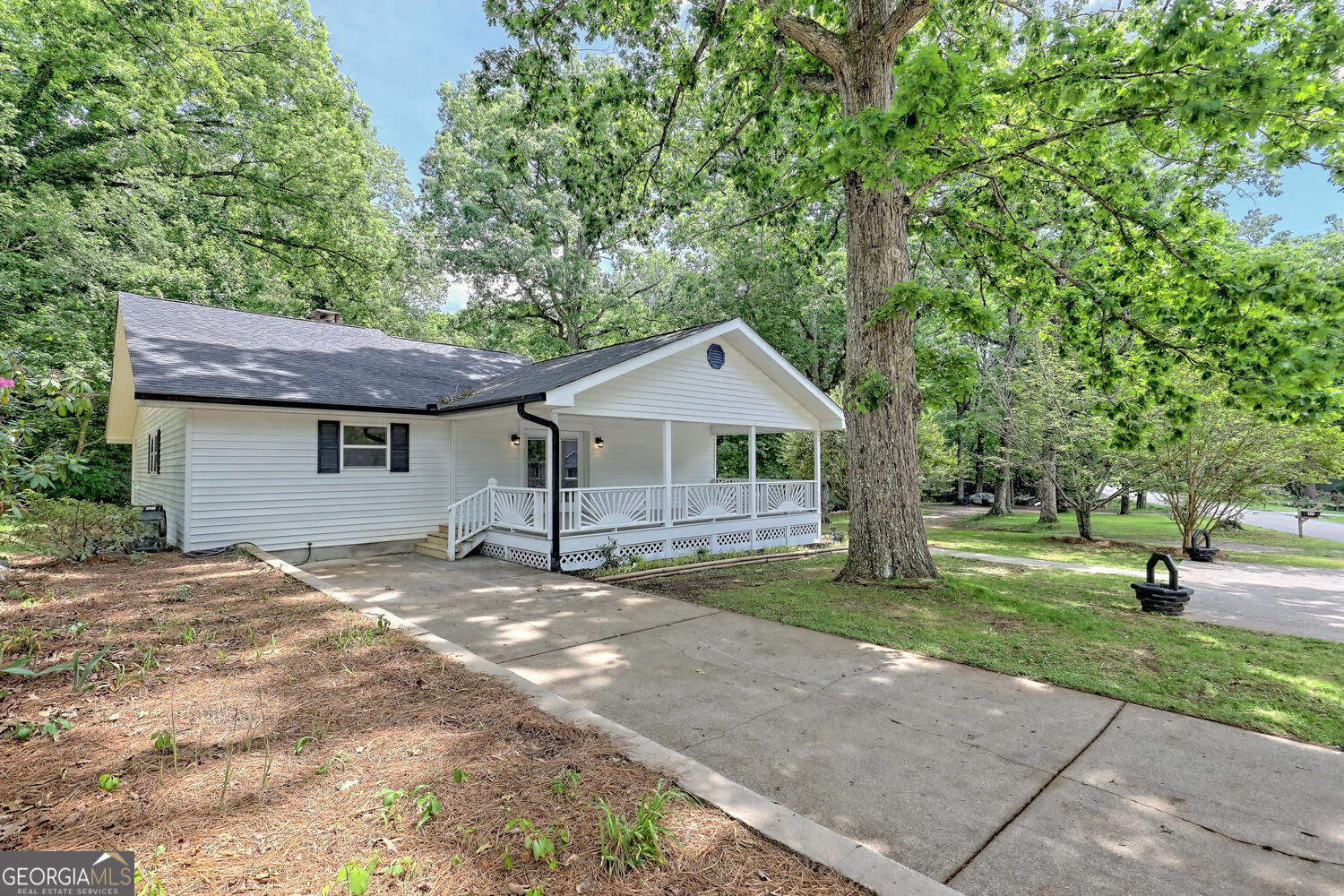 127 Stekoa Falls Road Clayton, GA 30525 - Photo 1 of 1 Gallery Image 1