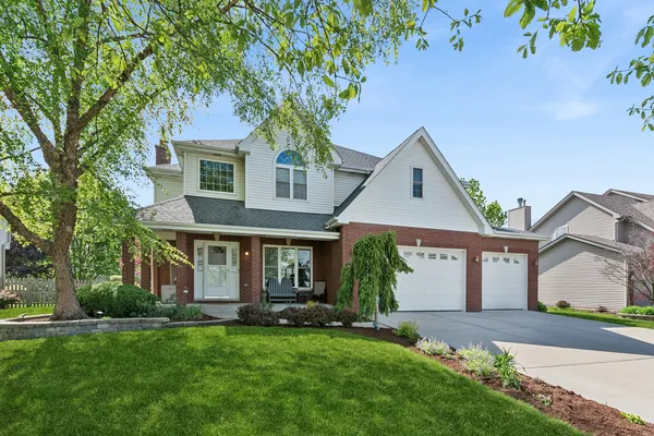 $579,900 | 13152 South Vicarage Drive, Plainfield, IL 60585