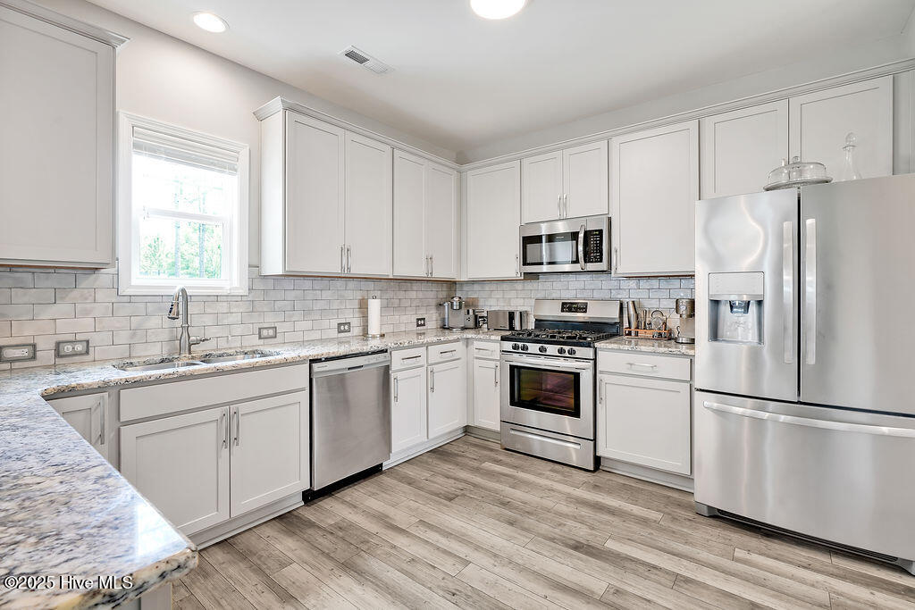 2610 Longleaf Pine Circle Leland, NC 28451 - Photo 9 of 32 2610LongleafPineCircle-9