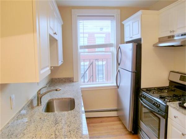 55 Phillips Street, Unit 7 Boston, MA 02114 - Photo 5 of 7