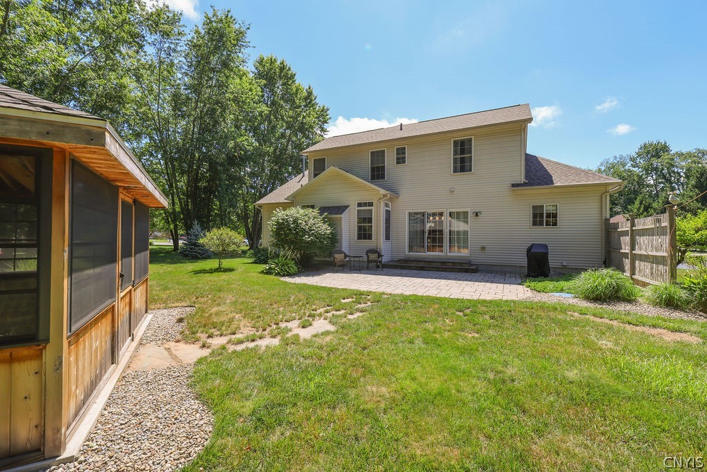 4551 Quarry Point Circle Clay, NY 13041 - Photo 33 of 47