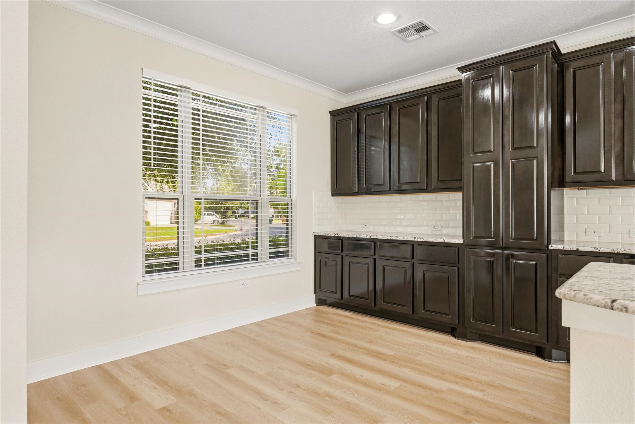 9507 McKnight Loop, Unit 13 Austin, TX 78717 - Photo 3 of 40
