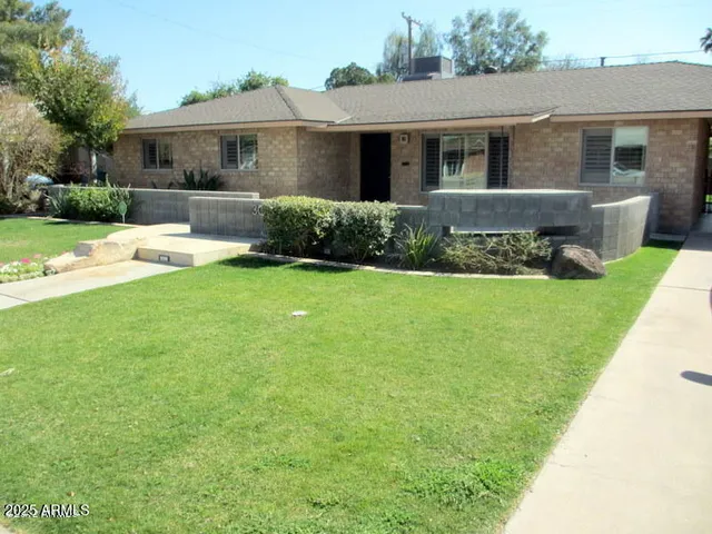 $2,950 | 3015 East Montecito Avenue, Phoenix, AZ 85016