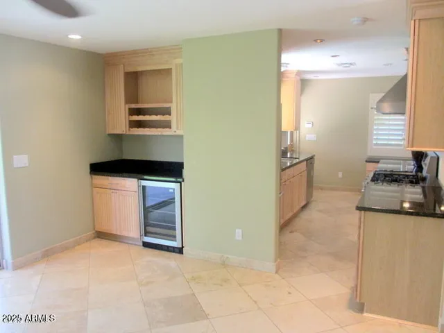 $2,950 | 3015 East Montecito Avenue, Phoenix, AZ 85016