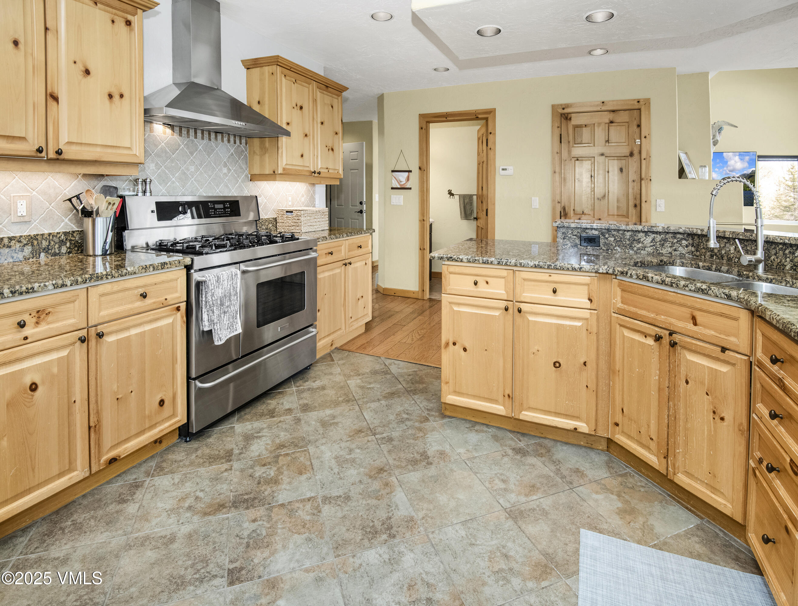 11 Hackamore Road, Unit A Edwards, CO 81632 - Photo 11 of 42 11-Hackamore-Rd-W-MLS_11