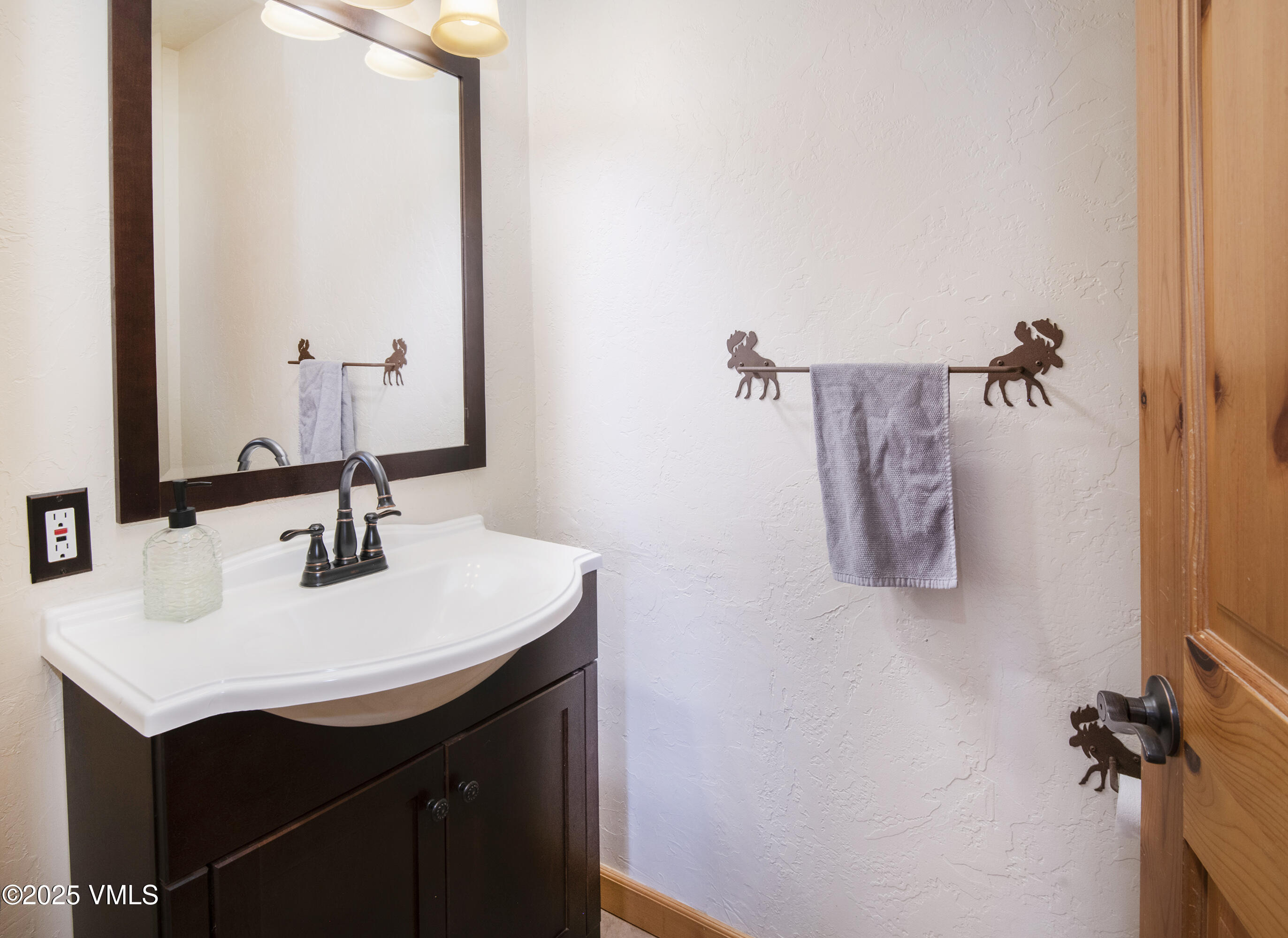 11 Hackamore Road, Unit A Edwards, CO 81632 - Photo 13 of 42 11-Hackamore-Rd-W-MLS_13