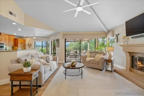 $1,495,000 | 328 Montecito Glen, Escondido, CA 92025