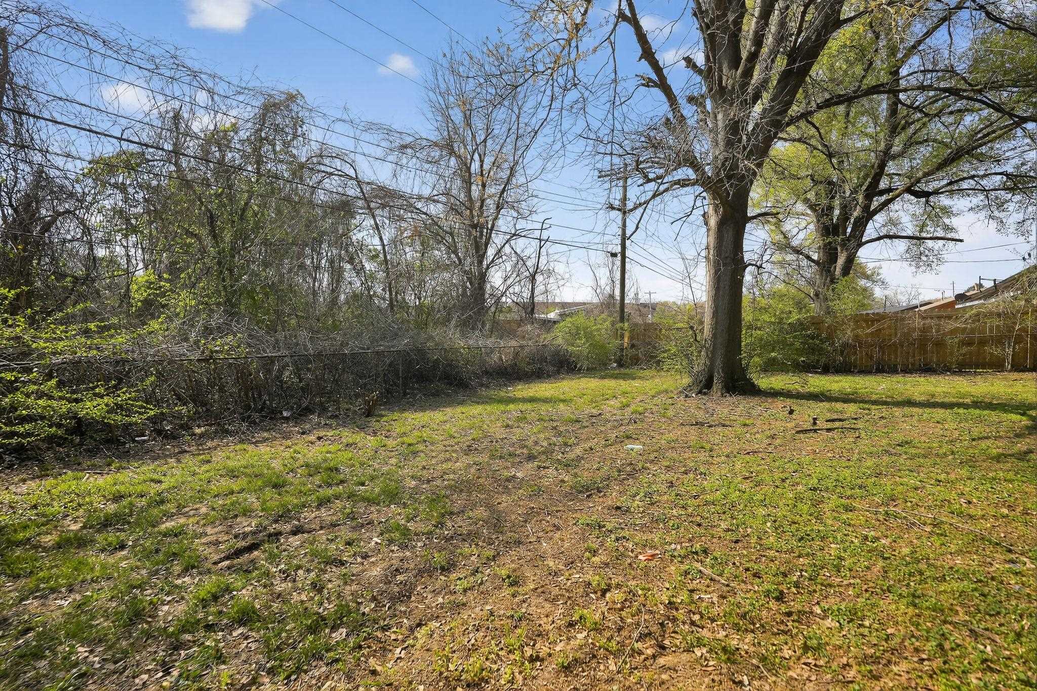 4118 Westmont Road Memphis, TN 38109 - Photo 11 of 37