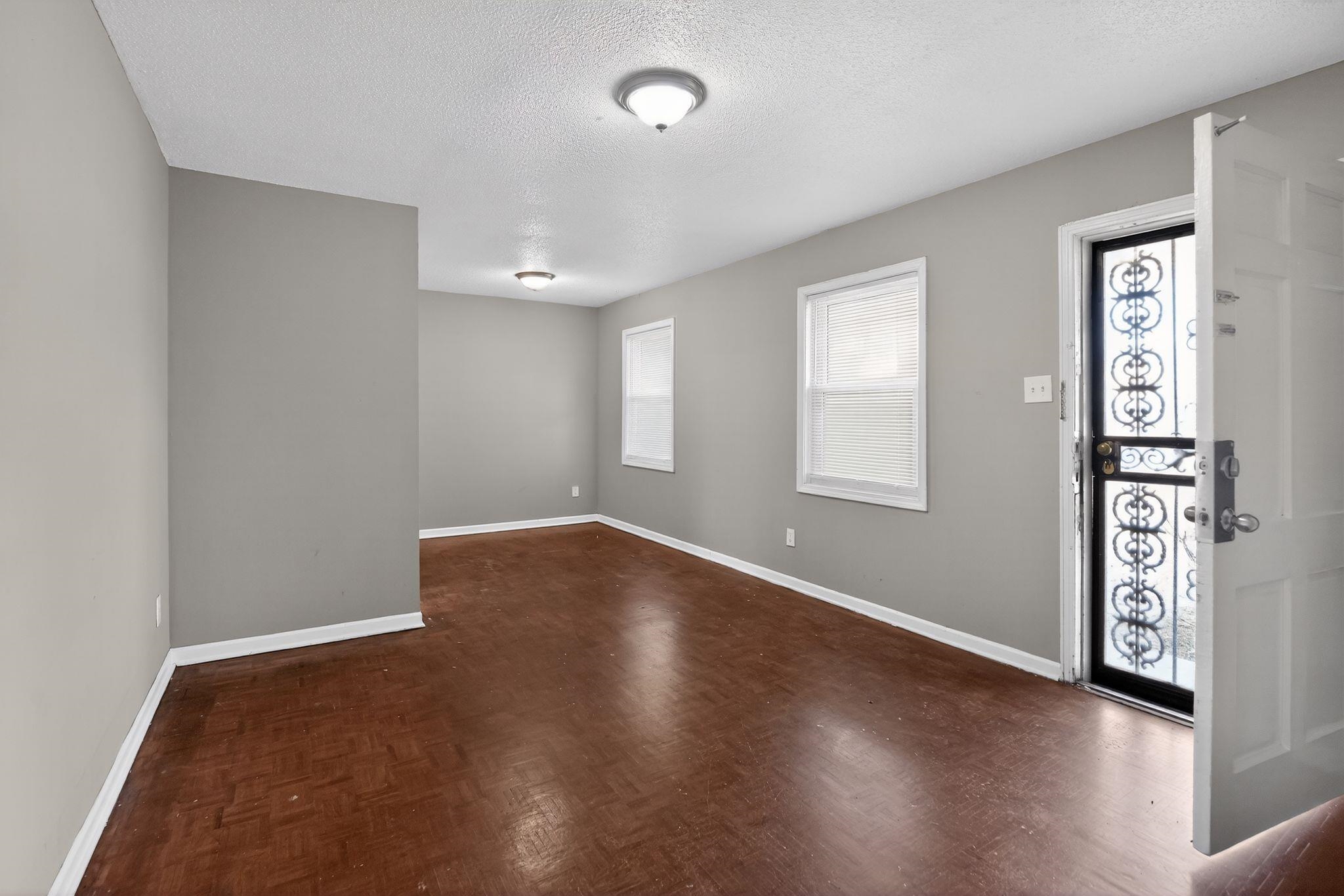 4118 Westmont Road Memphis, TN 38109 - Photo 13 of 37