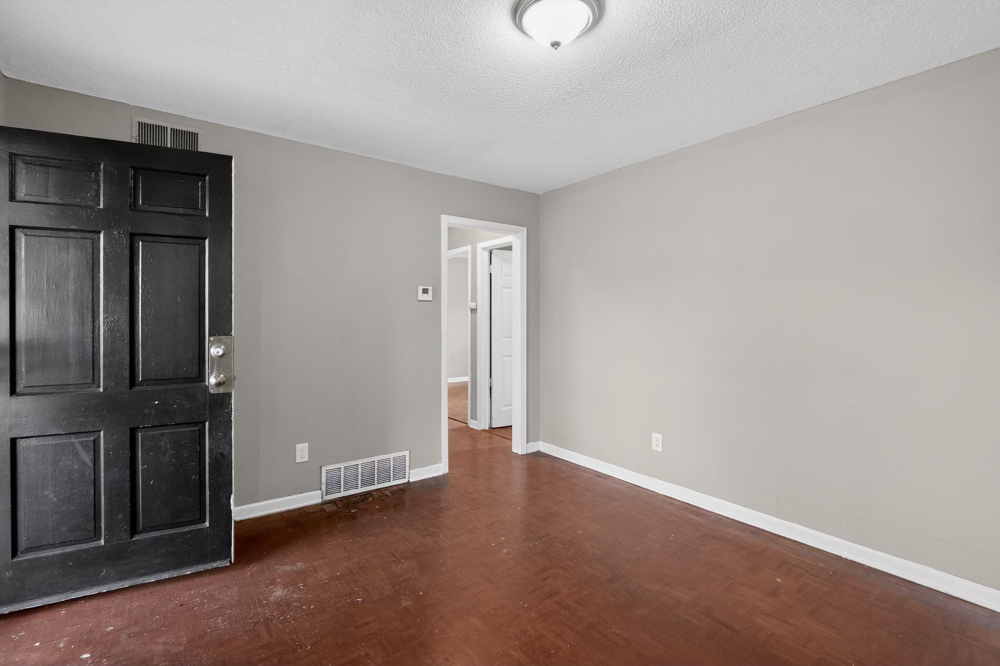 4118 Westmont Road Memphis, TN 38109 - Photo 17 of 37