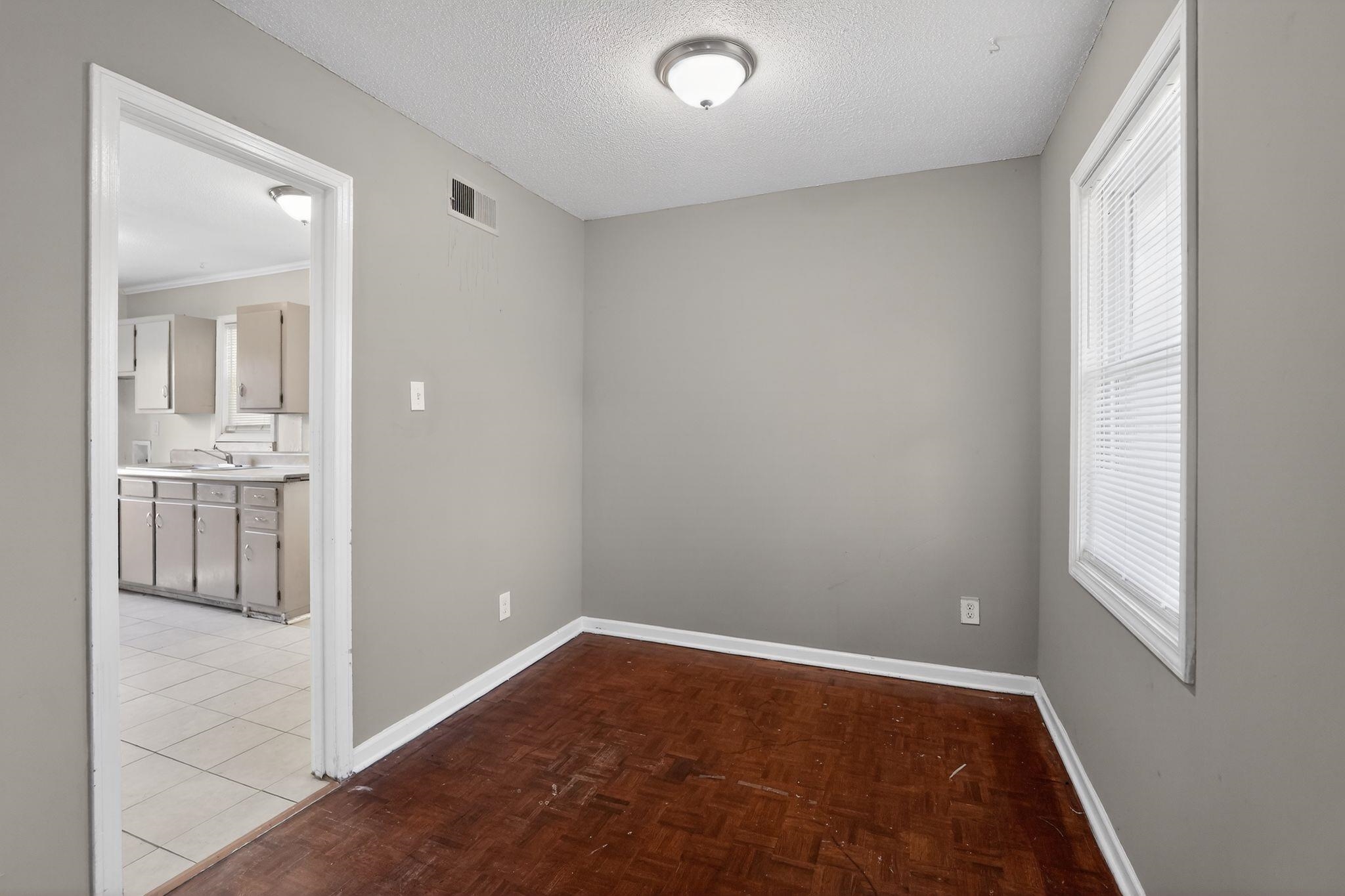 4118 Westmont Road Memphis, TN 38109 - Photo 19 of 37