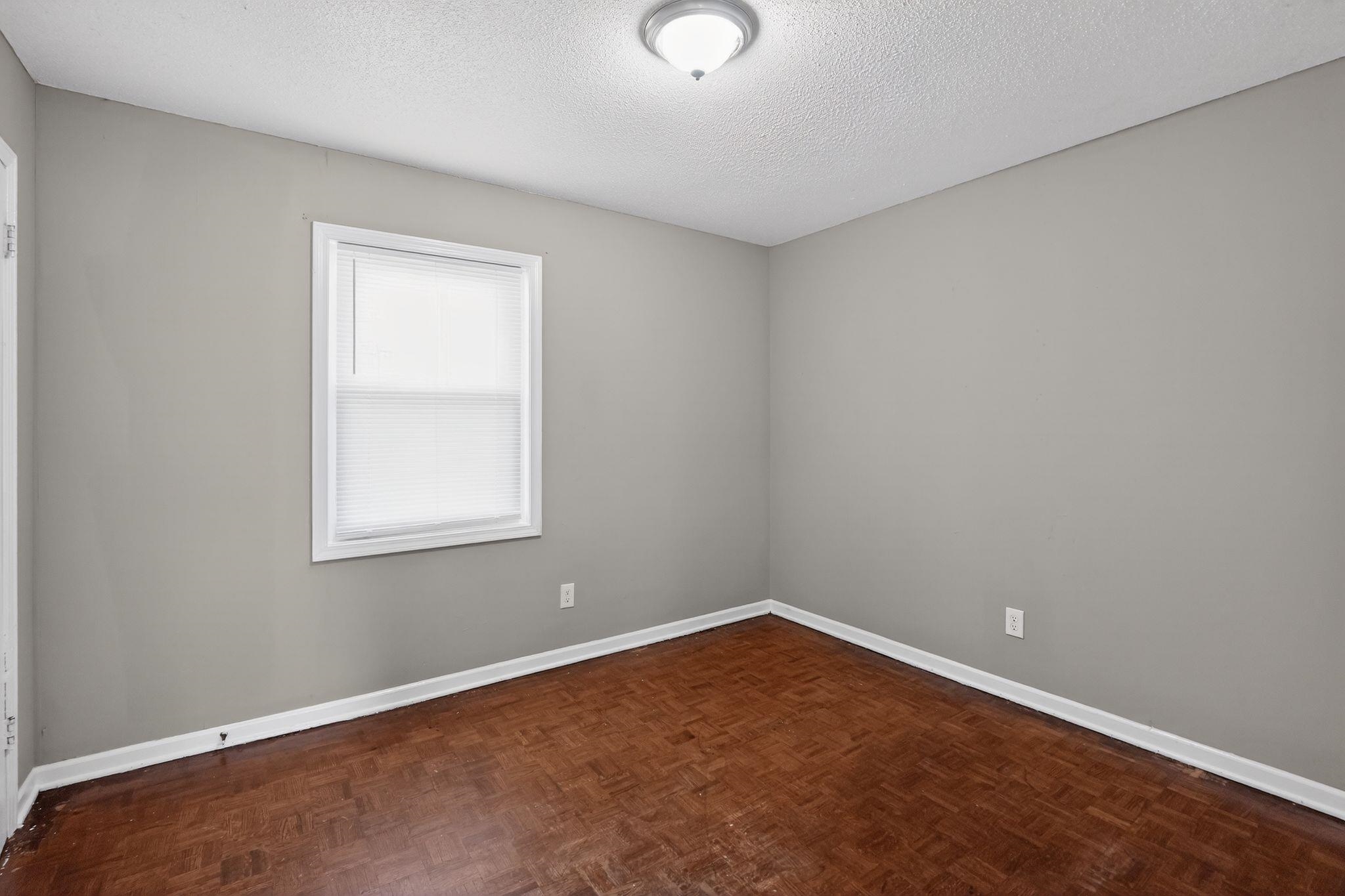 4118 Westmont Road Memphis, TN 38109 - Photo 20 of 37