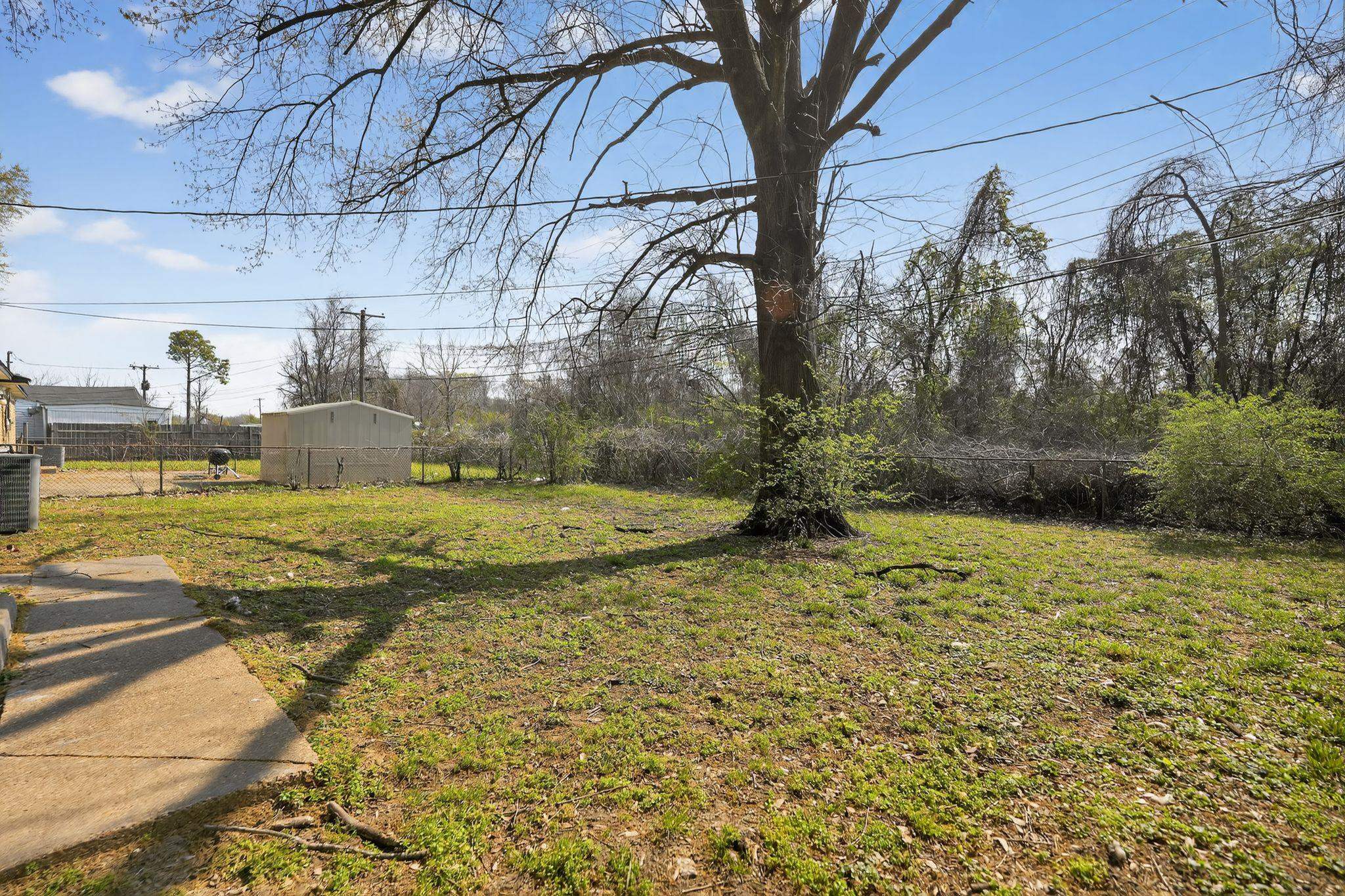 4118 Westmont Road Memphis, TN 38109 - Photo 9 of 37