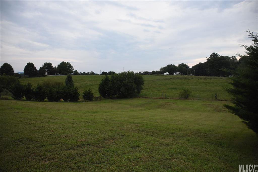 4811 Troy Road Hudson, NC 28638 - Photo 8 of 17