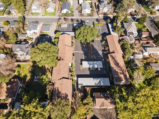 $519,000 | 426 North Street, Unit 14, Healdsburg, CA 95448