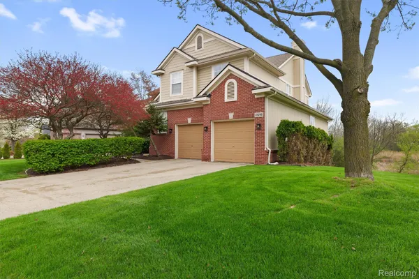 $3,400 | 31216 Kingswood Boulevard, Novi, MI 48377