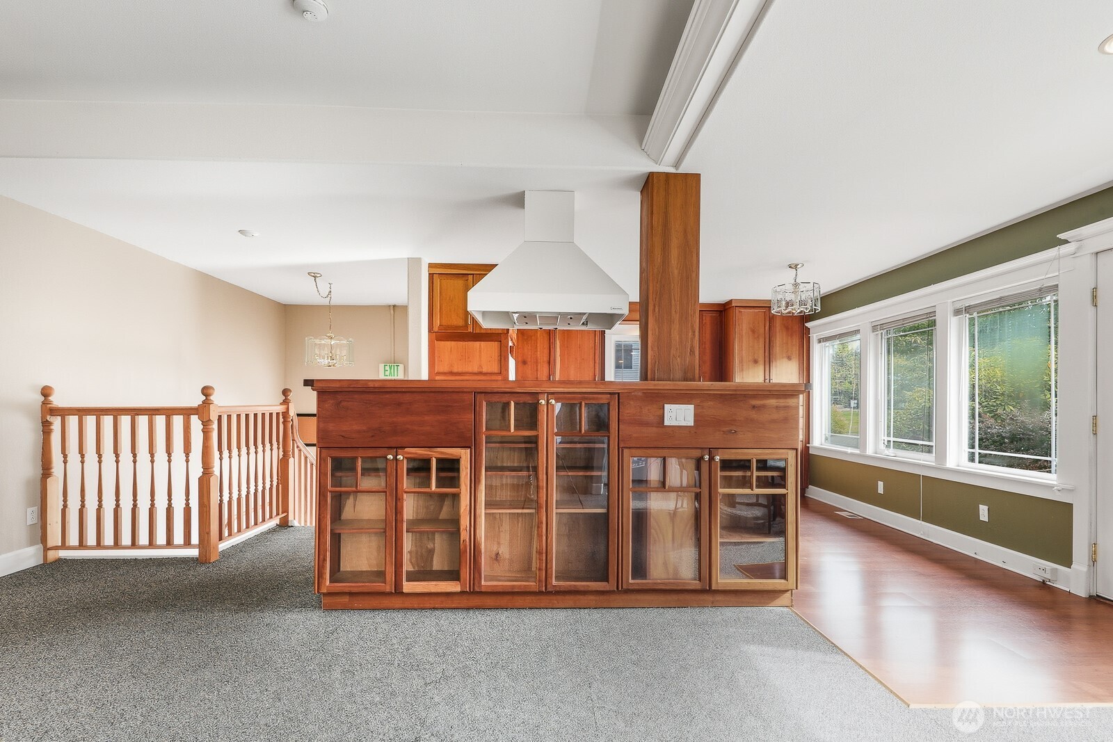 10516 East Riverside Drive Bothell, WA 98011 - Photo 8 of 35 Gallery Image 8