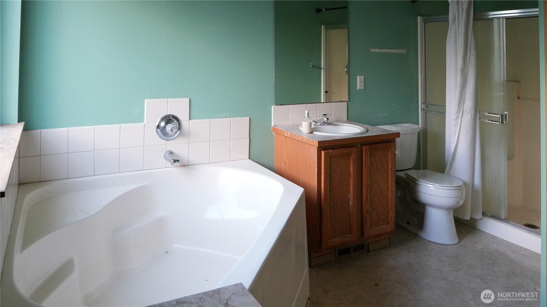 651 Milwaukee Boulevard South Pacific, WA 98047 - Photo 16 of 39