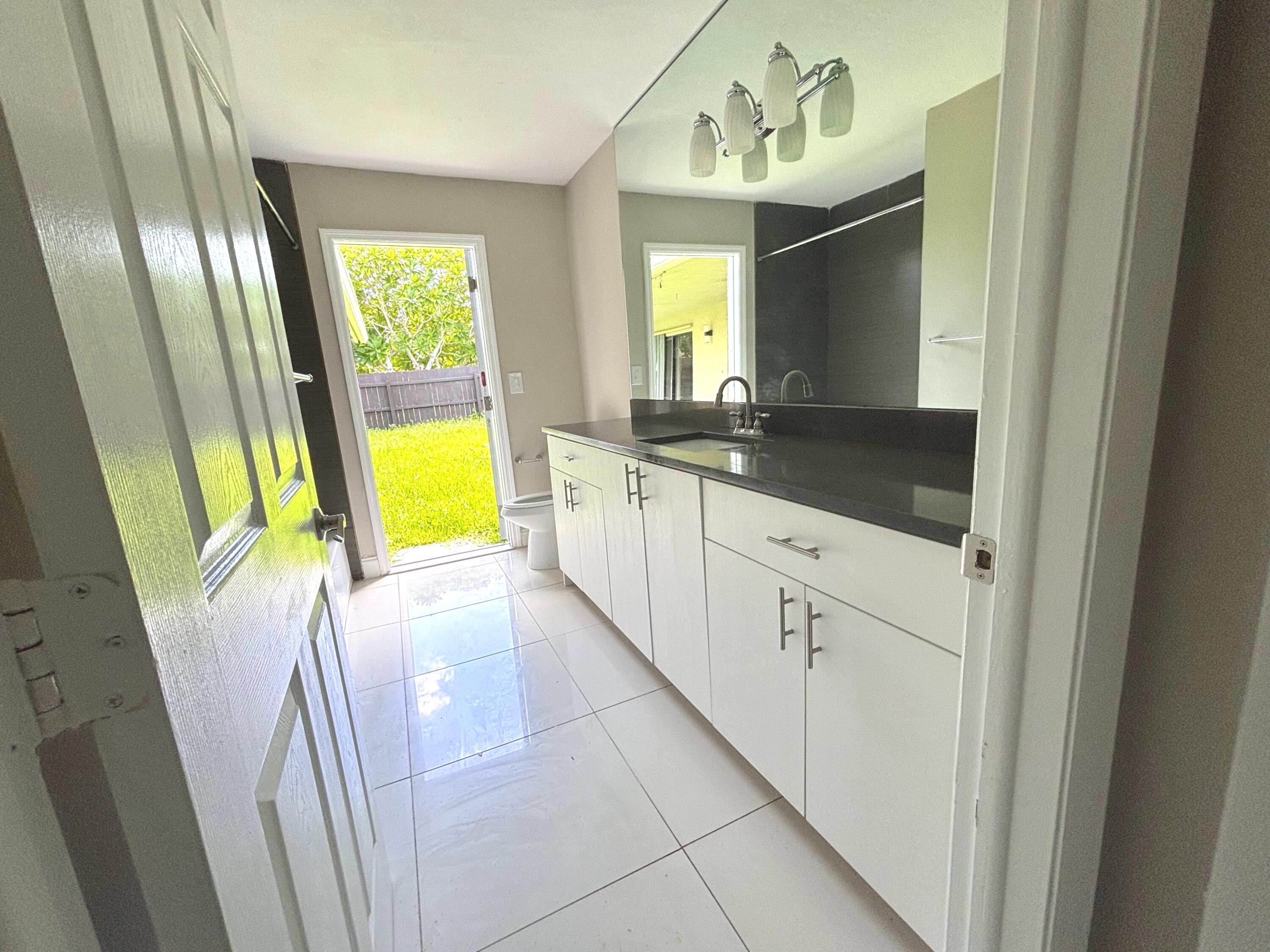 210 Oregon Lane Boca Raton, FL 33487 - Photo 7 of 8 IMG_2275