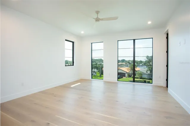 $5,950,000 | 2081 Michigan Avenue Northeast, St. Petersburg, FL 33703