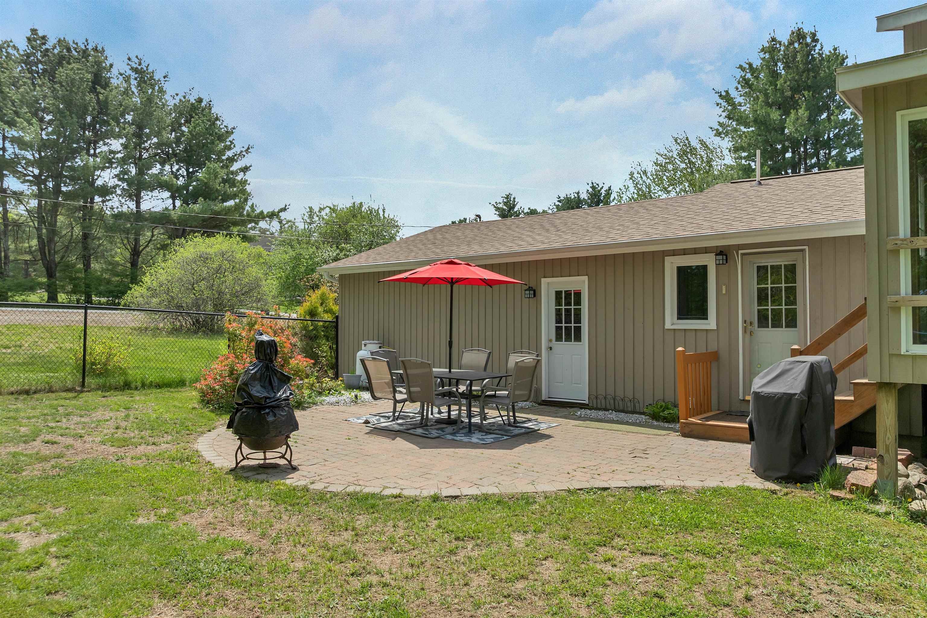 4 Birch Ledge Road Meredith, NH 03253 - Photo 4 of 52