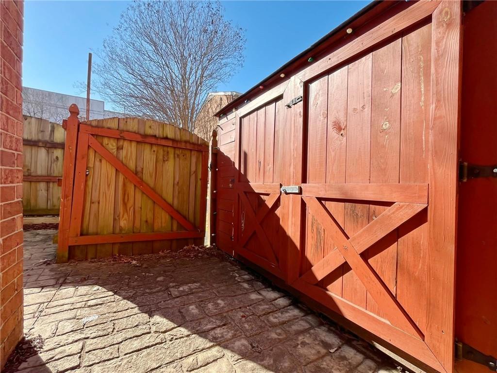 6520 Roswell Road, Unit 3 Atlanta, GA 30328 - Photo 39 of 47