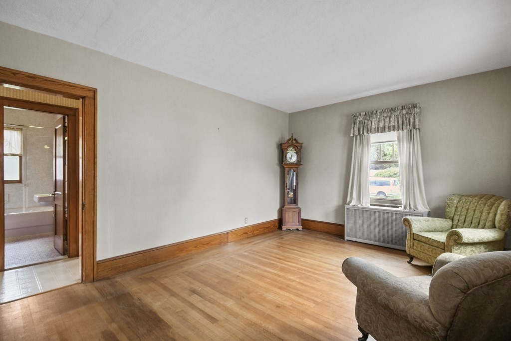 39 Ray Street Ludlow, MA 01056 - Photo 5 of 31 Gallery Image 5