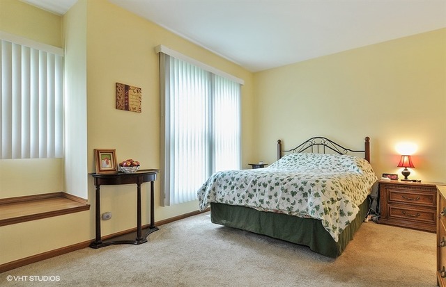1278 Rhodes Lane Naperville, IL 60540 - Photo 5 of 10