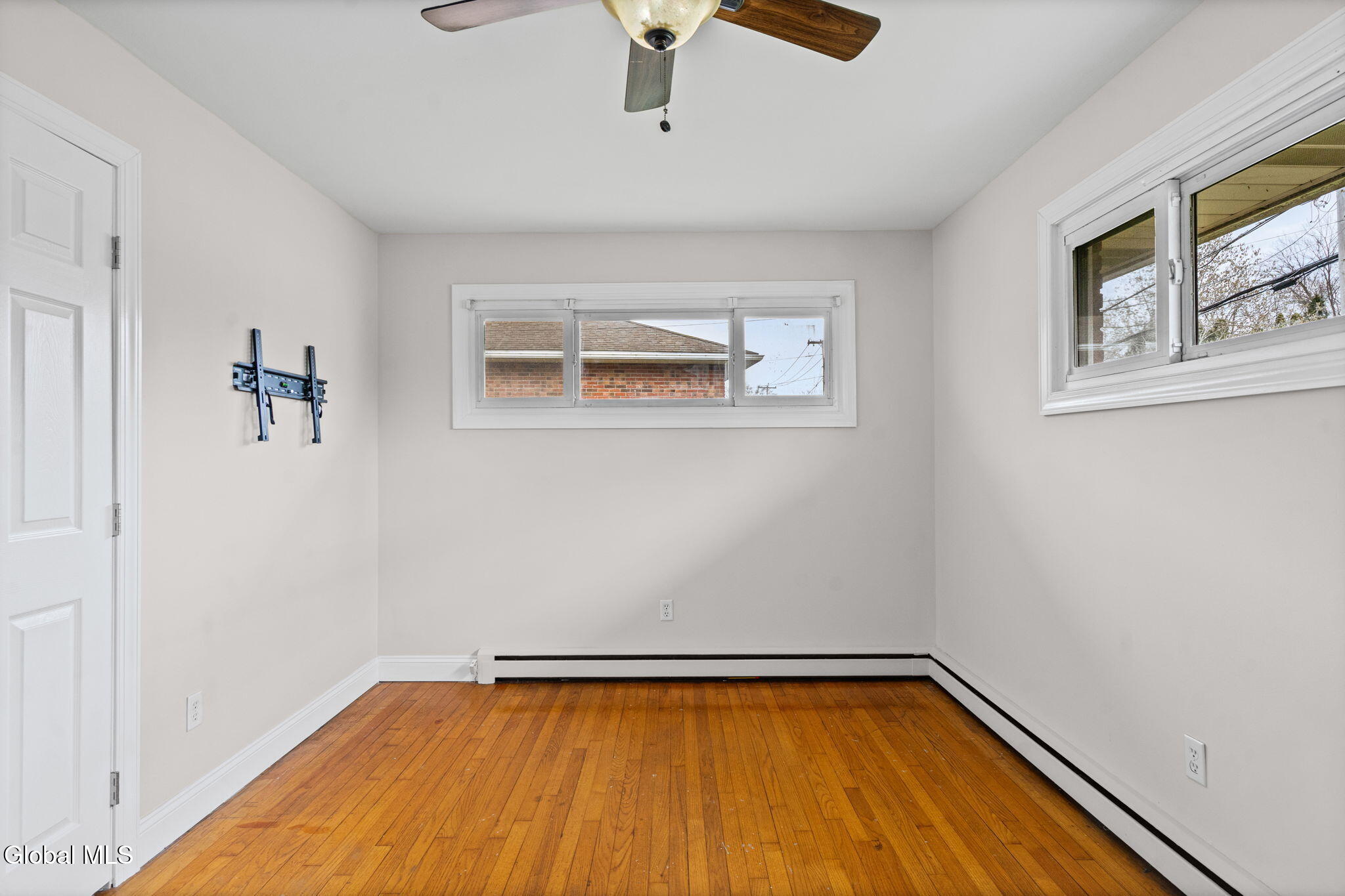 442 Russell Road Bethlehem, NY 12203 - Photo 24 of 46 32-web-or-mls-442-russell-rd