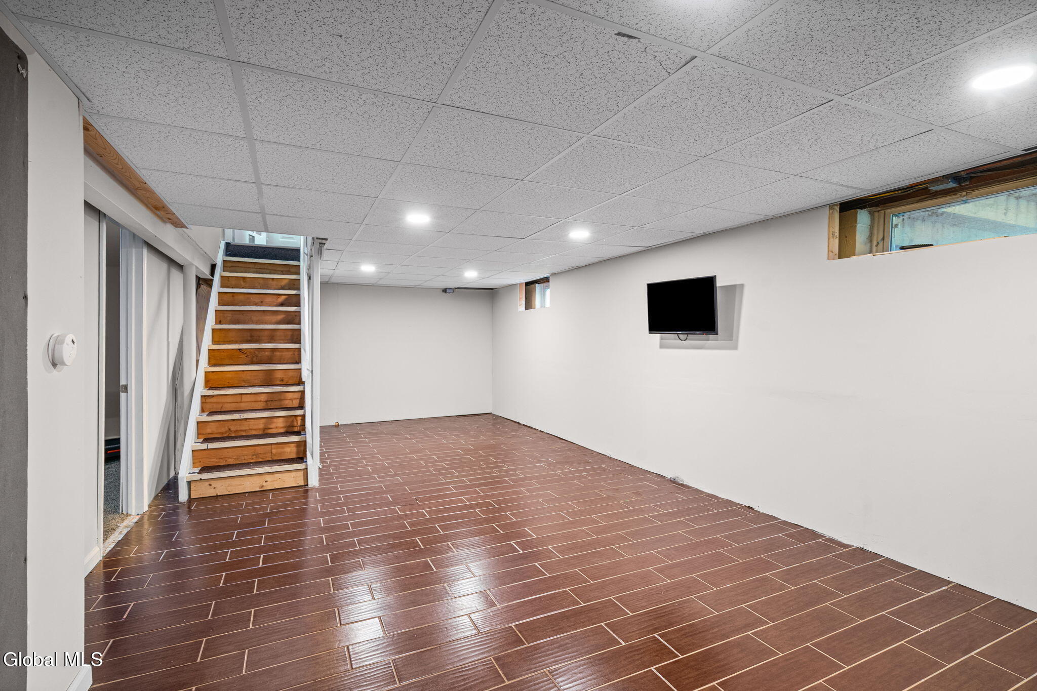 442 Russell Road Bethlehem, NY 12203 - Photo 32 of 46 8-web-or-mls-442-russell-rd