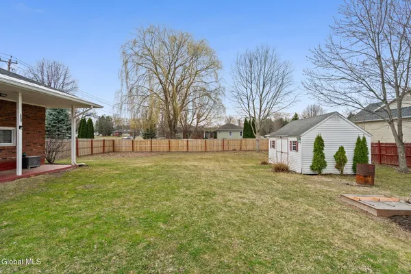 $339,900 | 442 Russell Road, Bethlehem, NY 12203