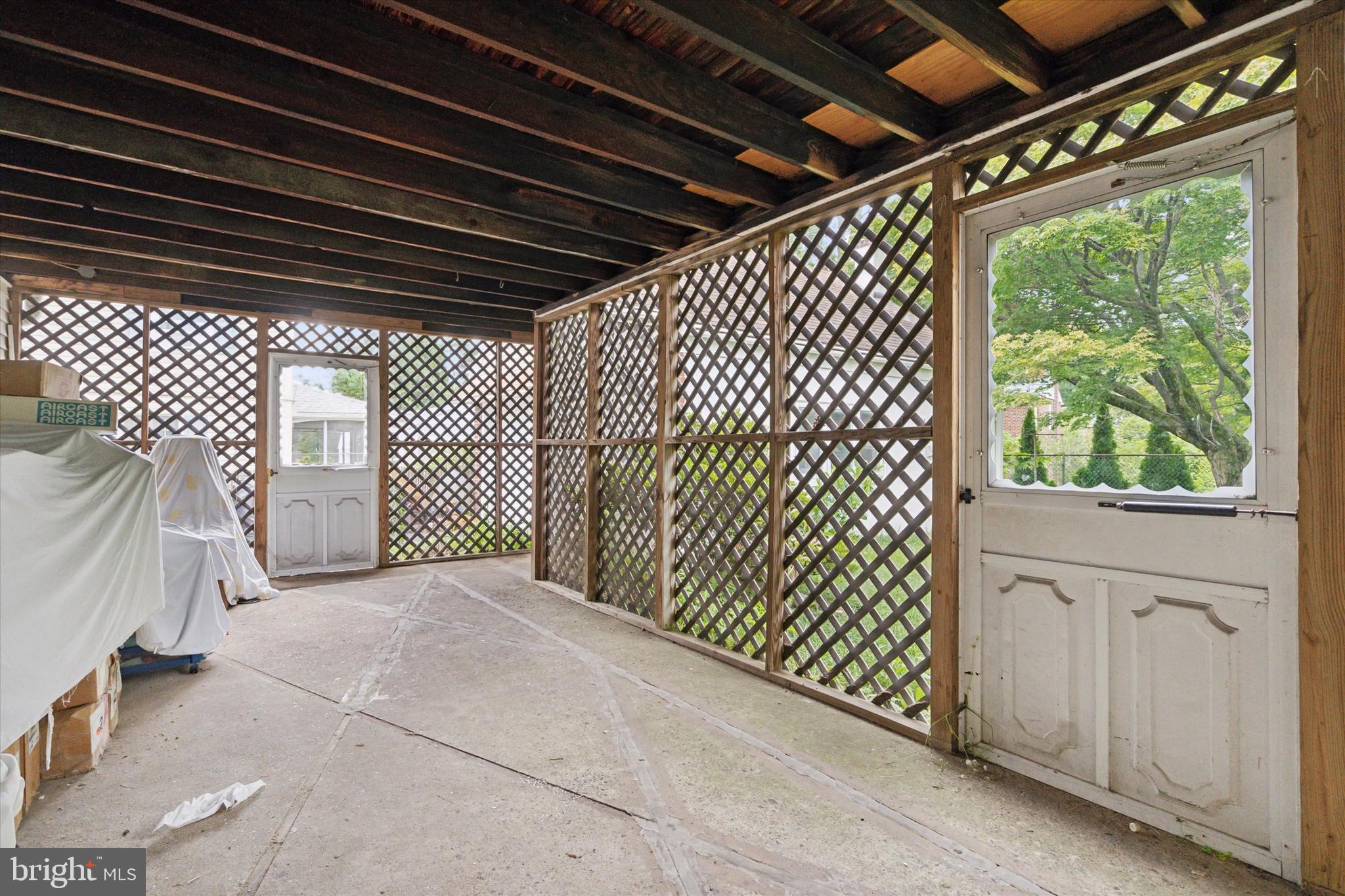 9820 Woodfern Road Philadelphia, PA 19115 - Photo 22 of 25 Gallery Image 22
