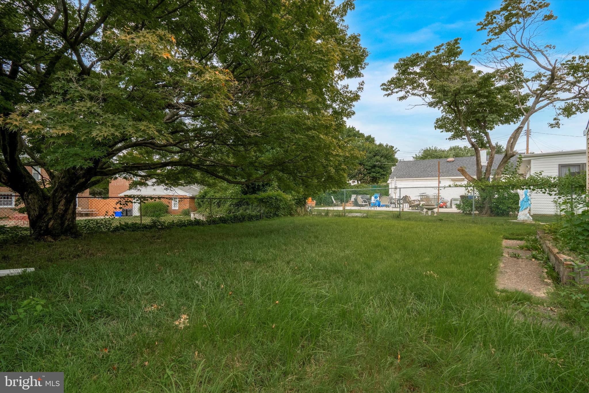 9820 Woodfern Road Philadelphia, PA 19115 - Photo 23 of 25 Gallery Image 23