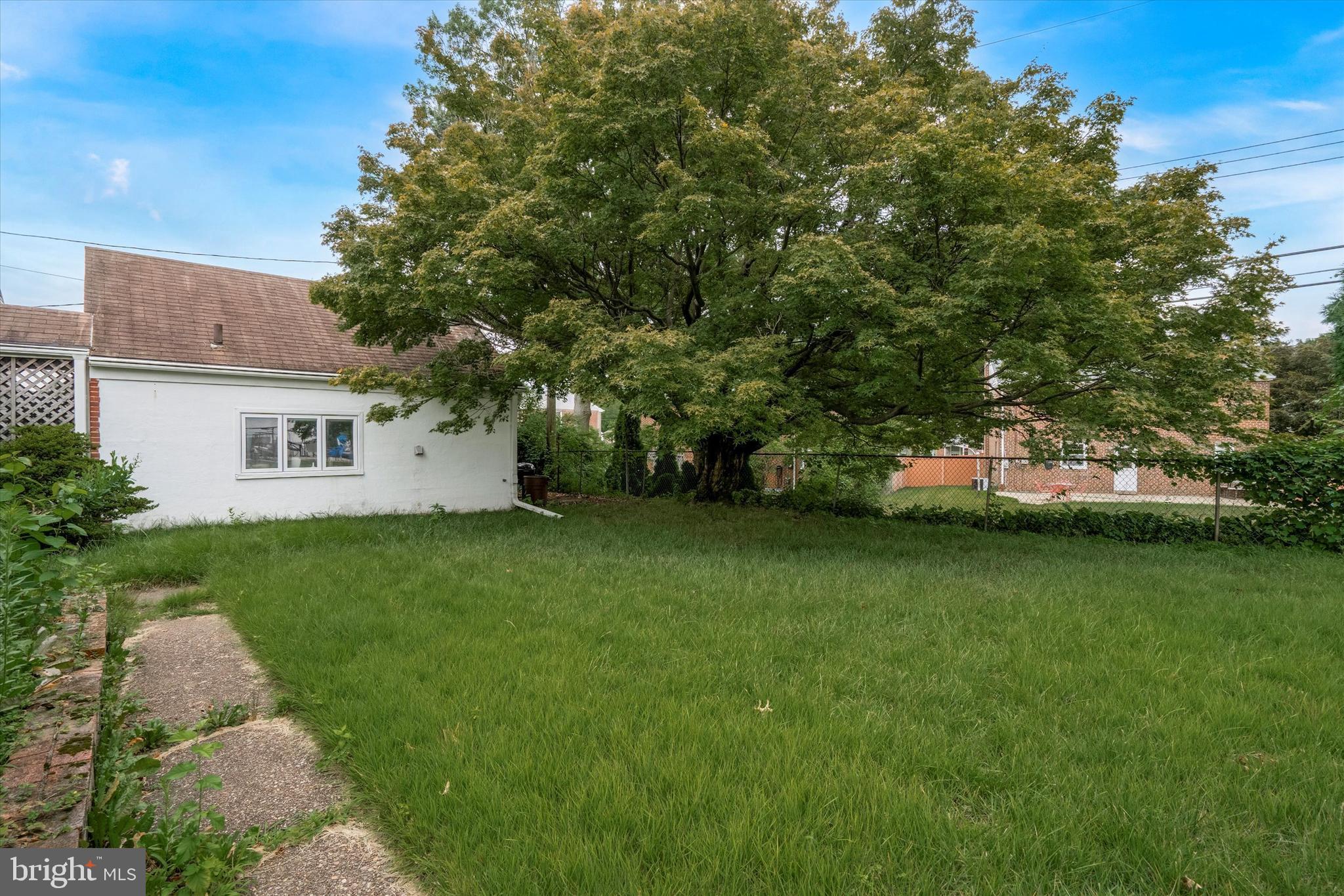 9820 Woodfern Road Philadelphia, PA 19115 - Photo 24 of 25 Gallery Image 24