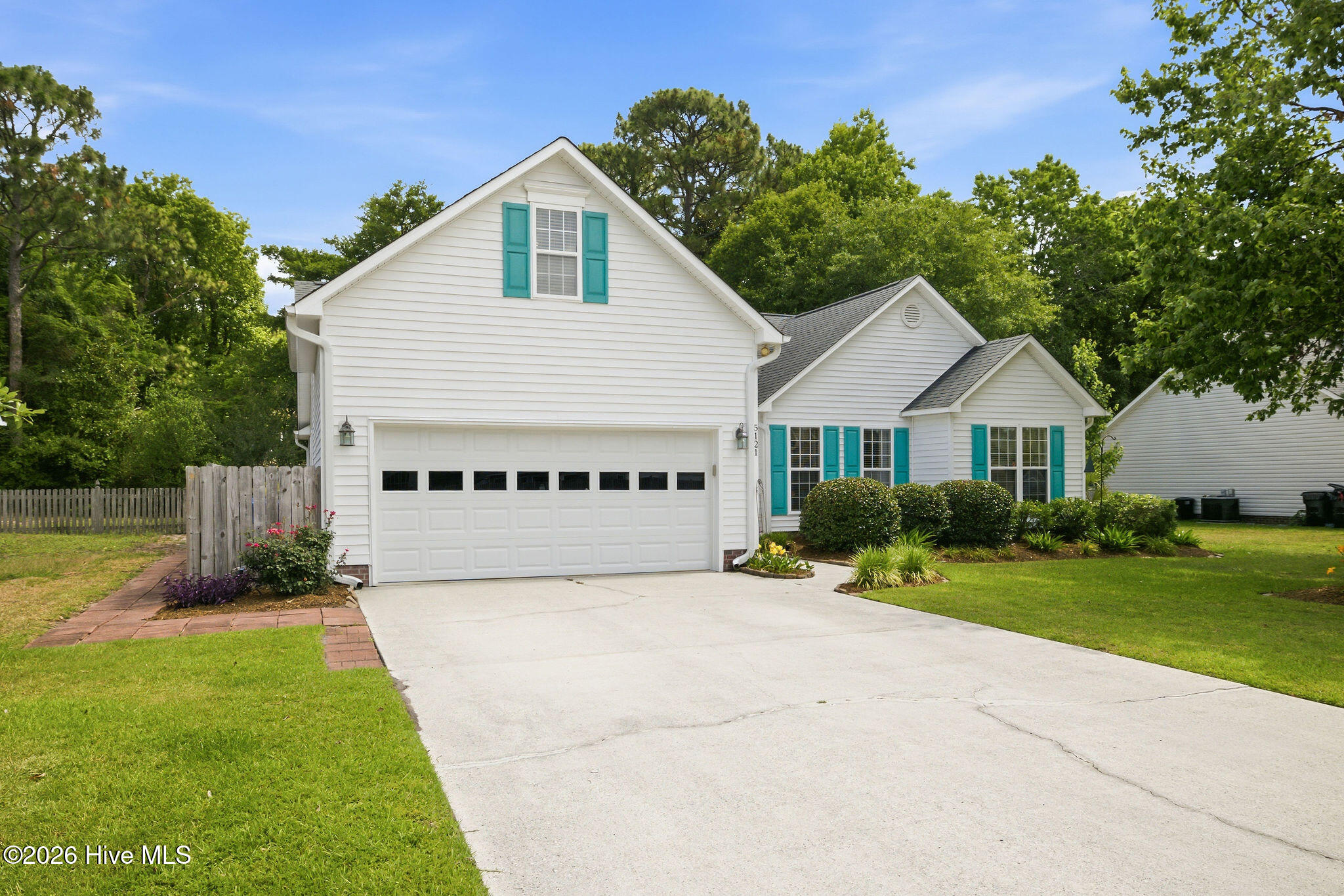 5121 Woods Edge Road Wilmington, NC 28409 - Photo 3 of 43