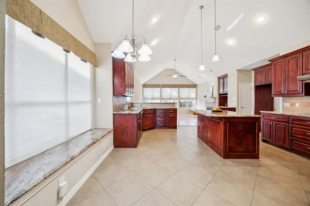 $500,000 | 17707 Knollmeadow Lane, Dallas, TX 75287