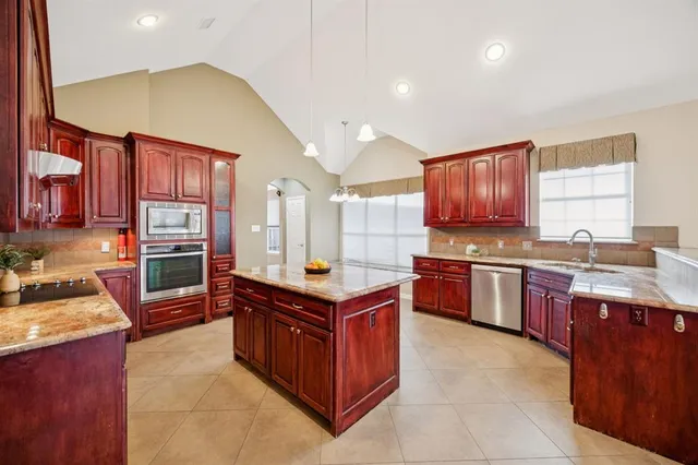 $500,000 | 17707 Knollmeadow Lane, Dallas, TX 75287