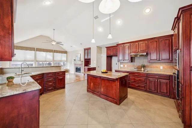 $500,000 | 17707 Knollmeadow Lane, Dallas, TX 75287