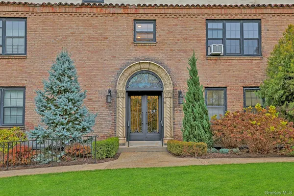 $199,000 | 1273 North Avenue, Unit 1F#8, New Rochelle, NY 10804