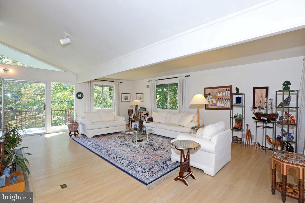 6900 Heatherhill Road Bethesda, MD 20817 - Photo 29 of 30
