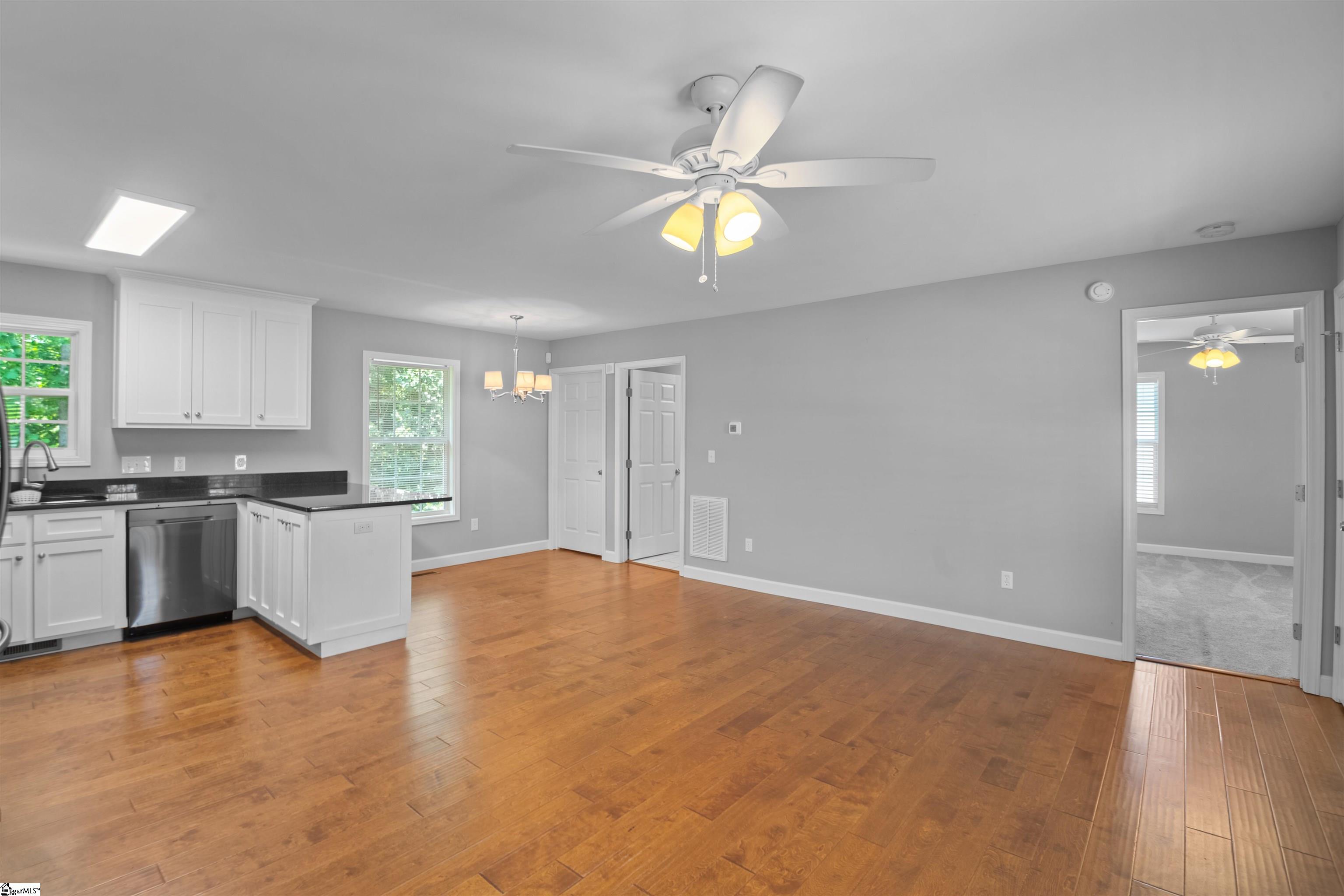 119 Nicholas Court Easley, SC 29640 - Photo 7 of 26
