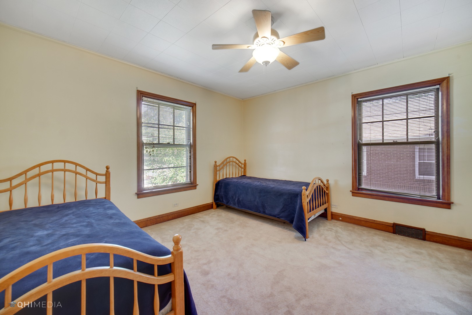 10151 South Bell Avenue Chicago, IL 60643 - Photo 13 of 22 a spacious bedroom with a bed and a window